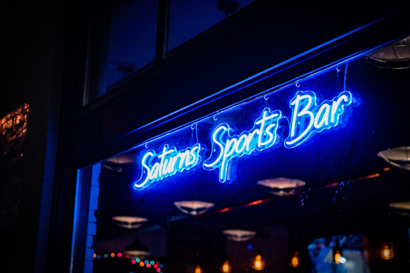 Saturn's Sports Bar Columbus, Ohio